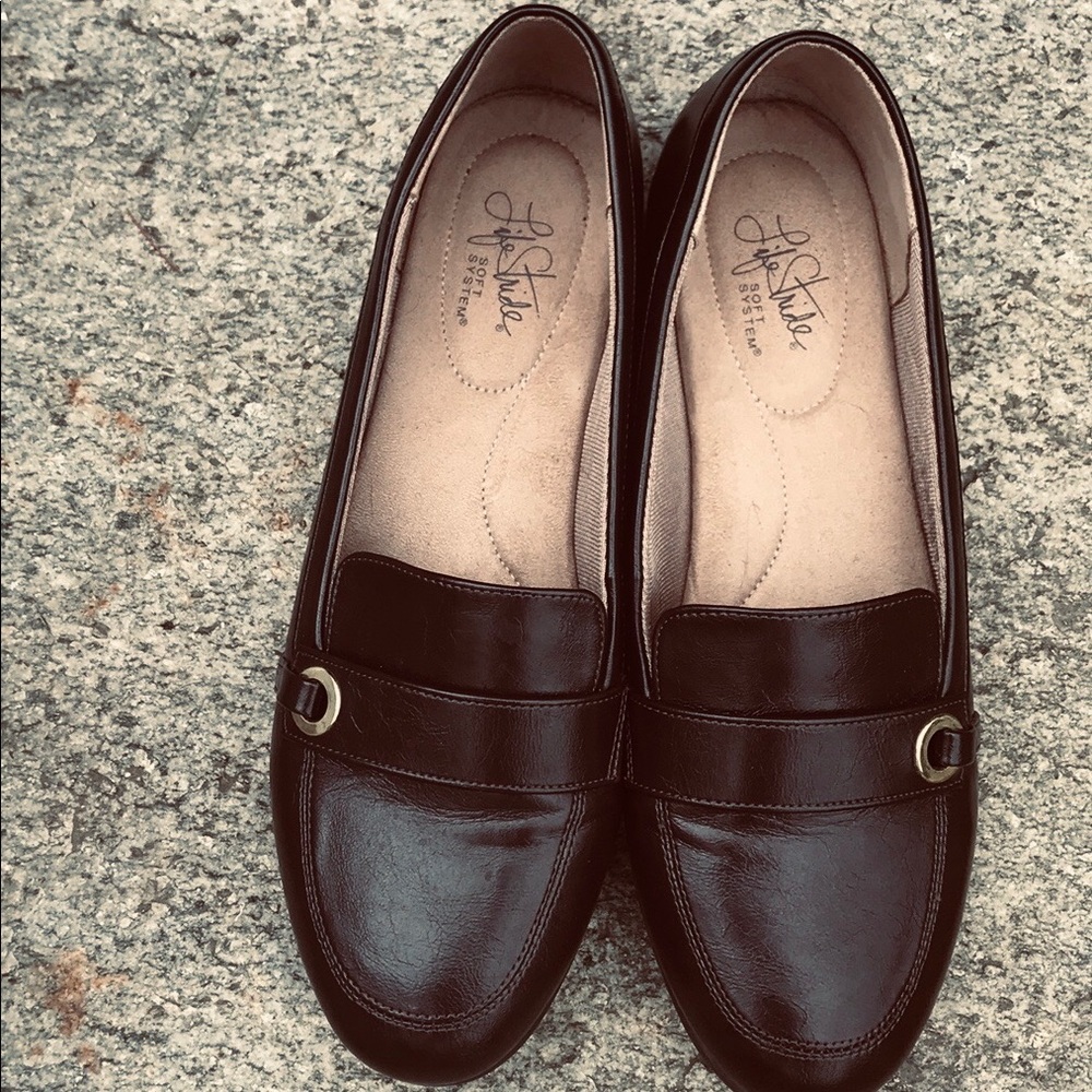 LifeStride Brown Flats